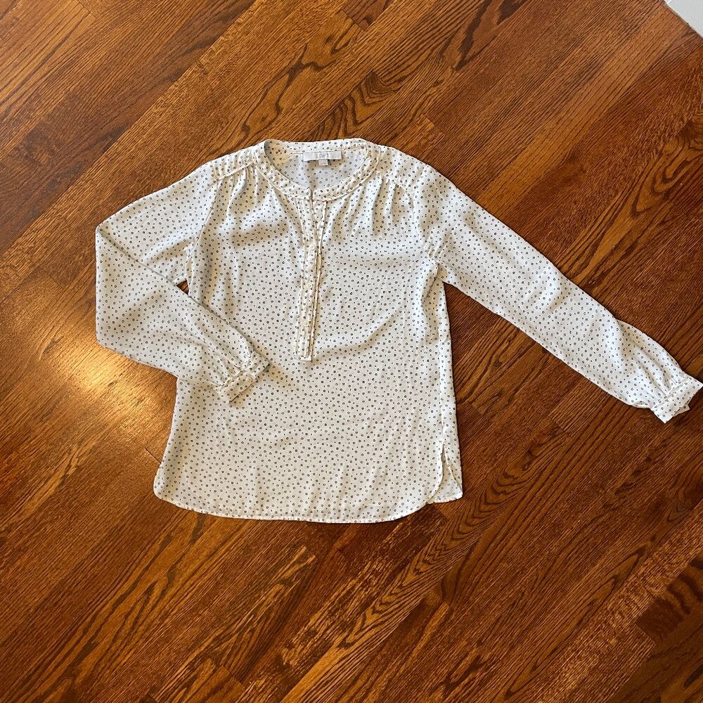 LAST CHANCE: LOFT White/Black Circle Print Blouse - Size XS